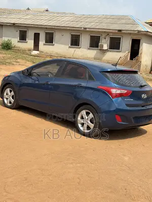 Hyundai Elantra 2013 Blue