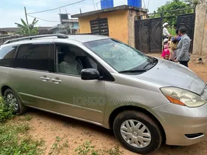 Toyota Sienna 2006 Silver