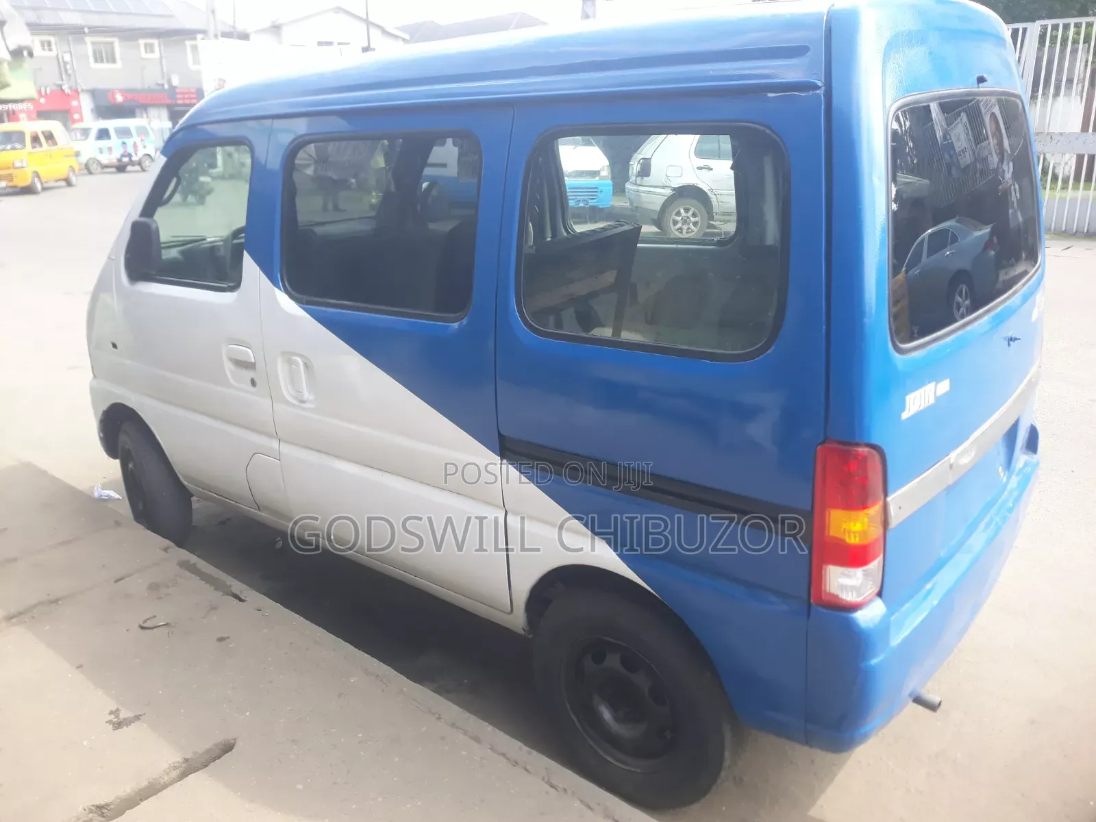 Suzuki Every 2010 White