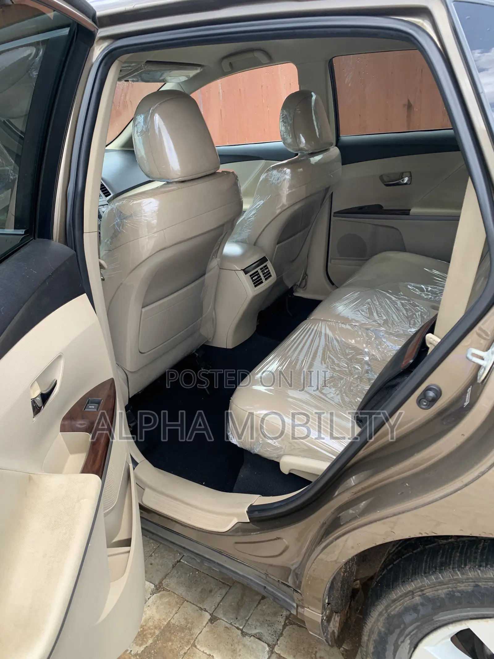 Toyota Venza LE AWD 2013 Brown