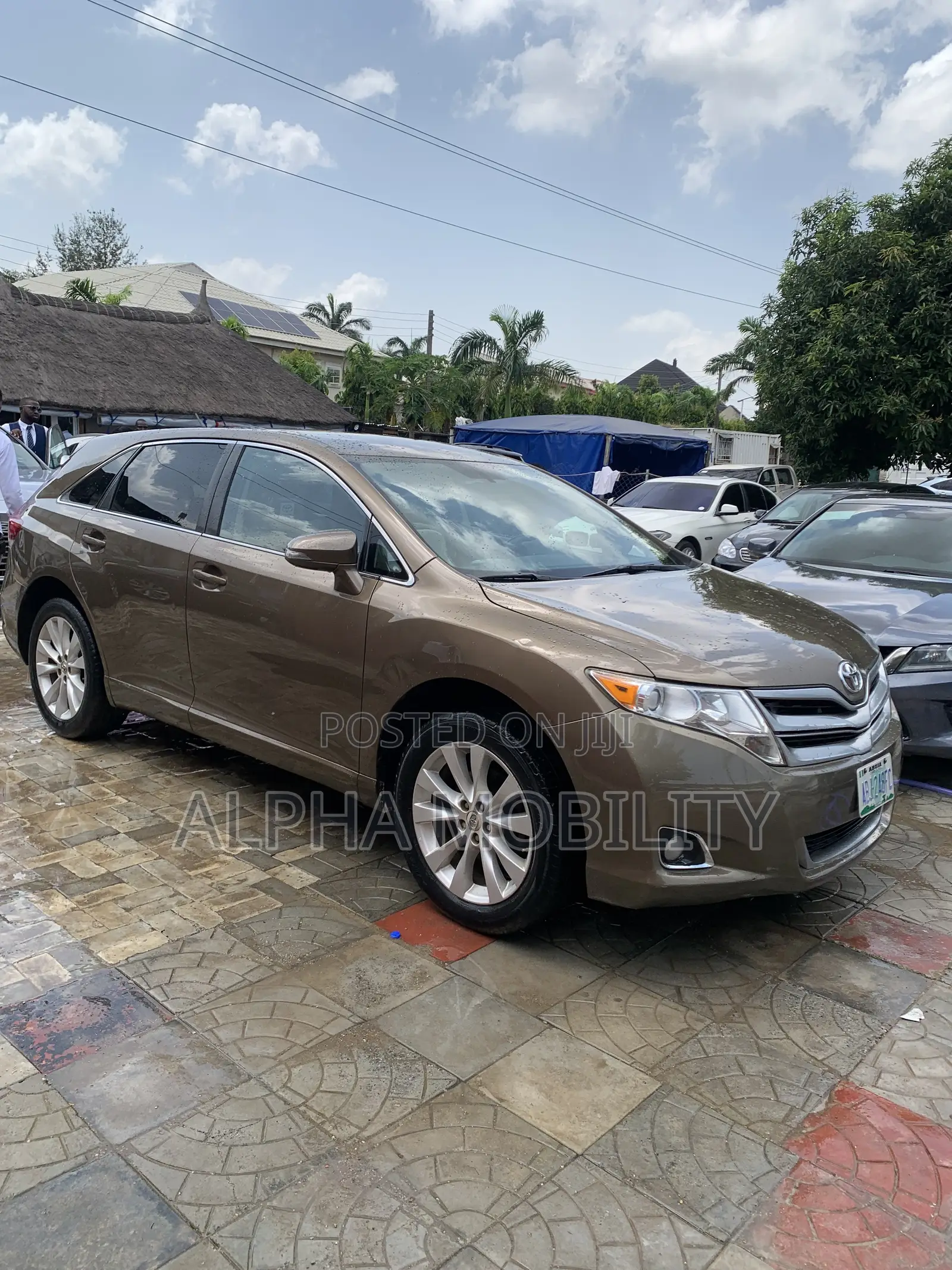 Toyota Venza LE AWD 2013 Brown