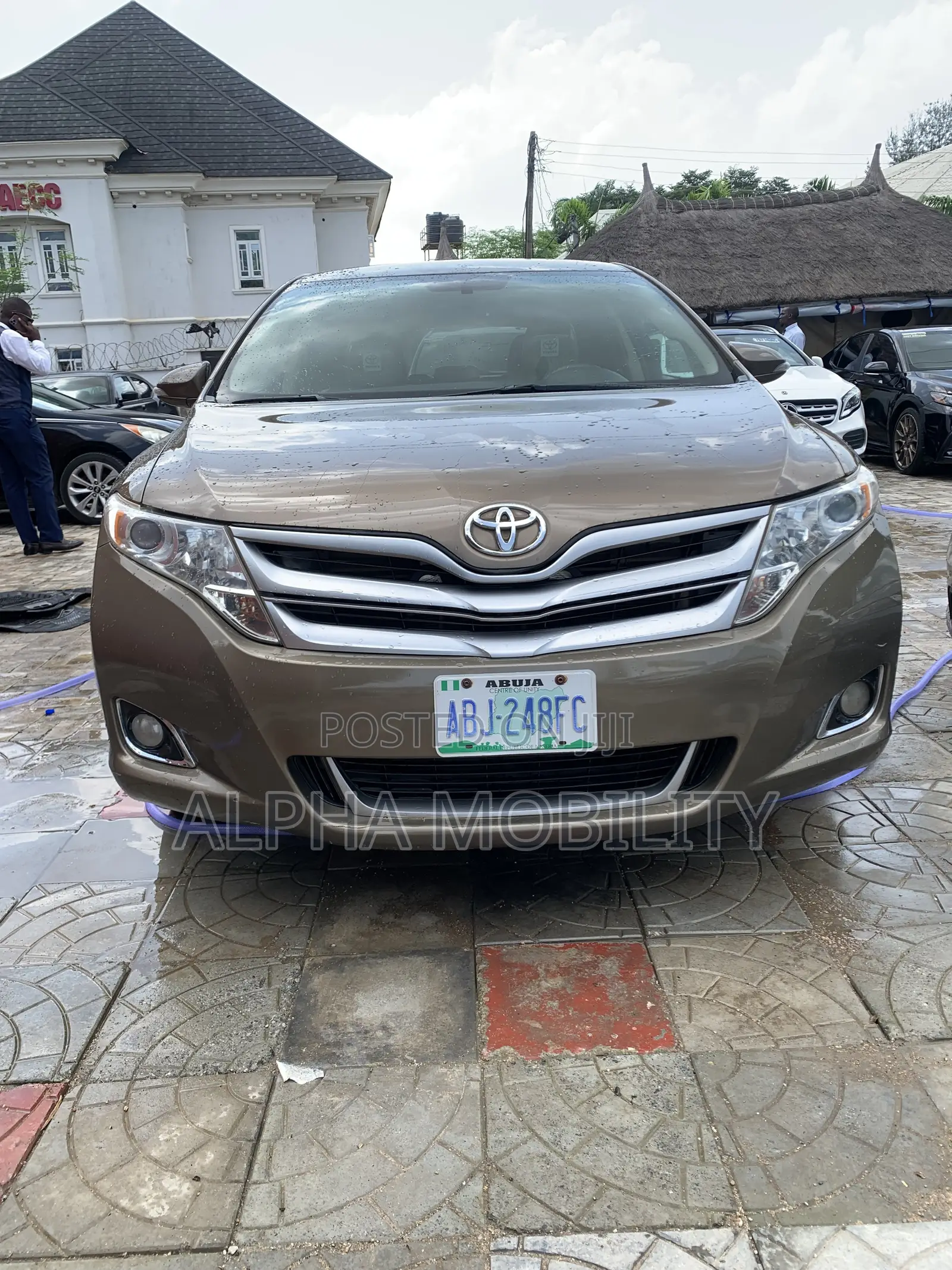 Toyota Venza LE AWD 2013 Brown