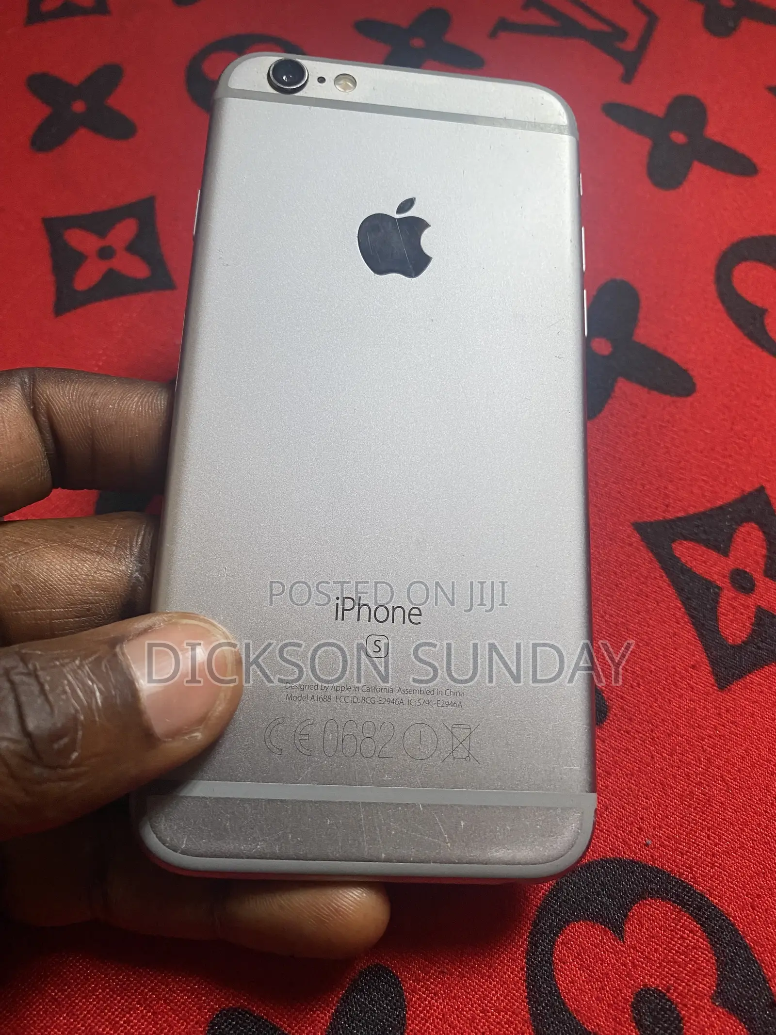 Apple iPhone 6s 64 GB Silver