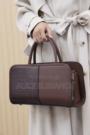 Pedra 2-in-1 Luxury Handbag Set – Beauty, Class & Elegance!