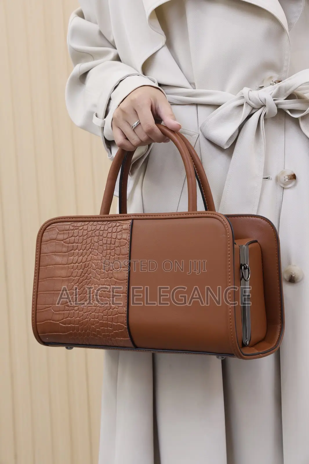 Pedra 2-in-1 Luxury Handbag Set – Beauty, Class & Elegance!