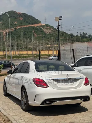 Mercedes-Benz C400 2016 White