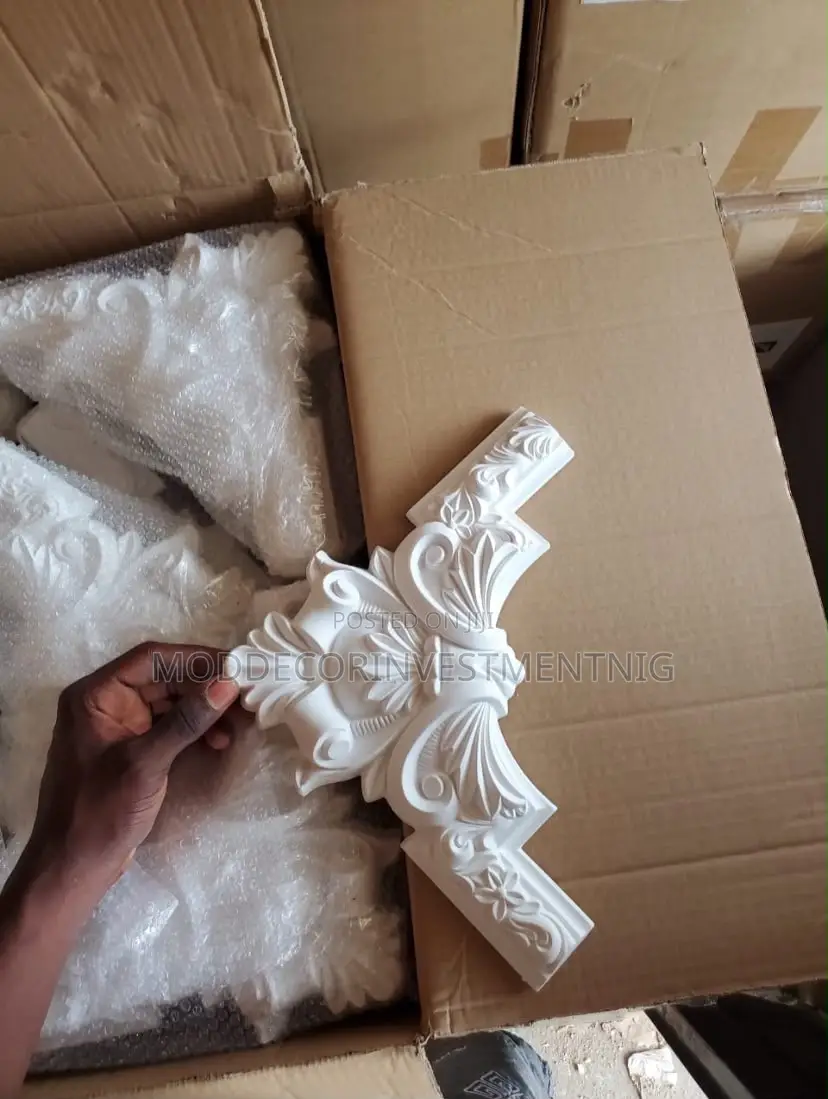 Building Corners for Wall Decor