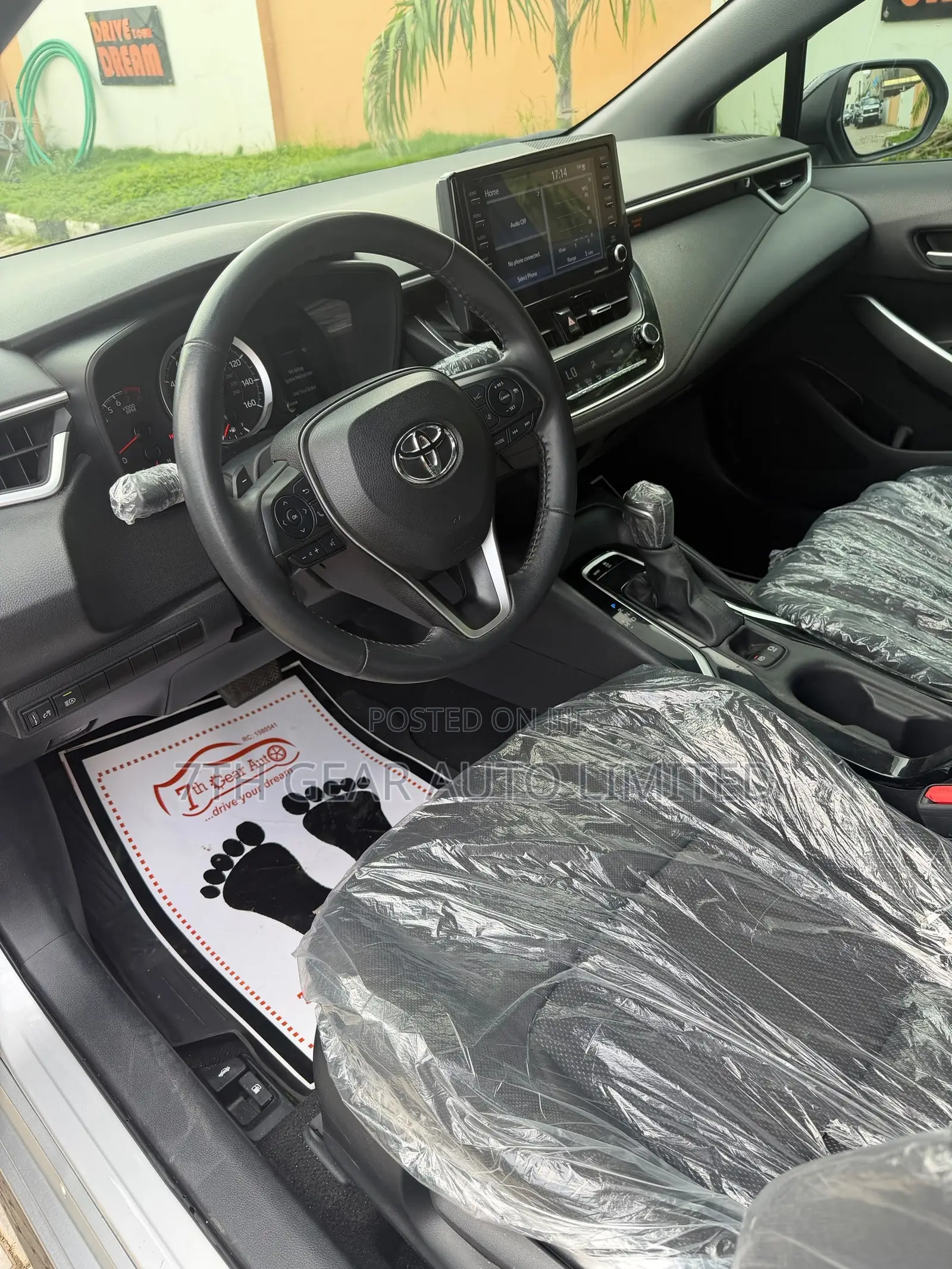 Toyota Corolla SE 2022 Silver