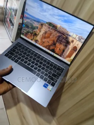 Laptop Huawei MateBook D 14 16GB Intel Core i7 SSD 1T