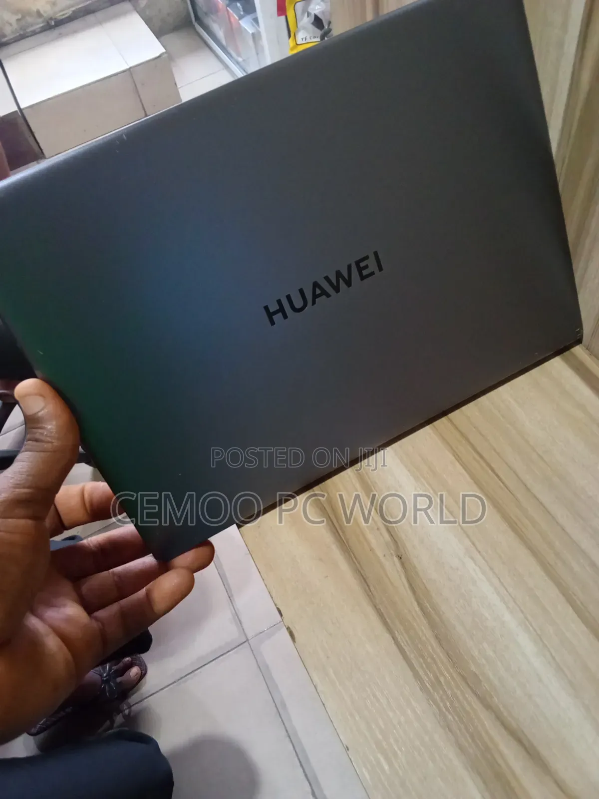 Laptop Huawei MateBook D 14 16GB Intel Core i7 SSD 1T