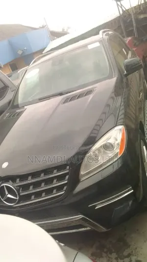 Mercedes-Benz M Class 2012 Black
