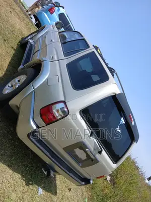 Toyota 4-Runner 4.7 2003 Silver
