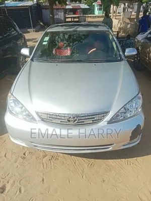 Toyota Camry 2.4 XLE 2005 Silver