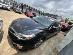 Toyota Avalon XLE 4dr Sedan (3.5L 6cyl 6A) 2015 Black
