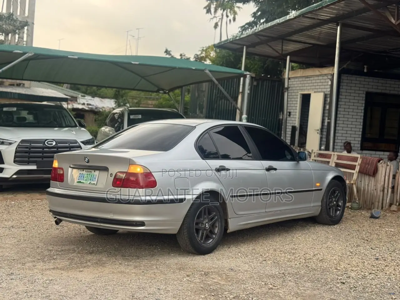 BMW 320i 2003 Silver