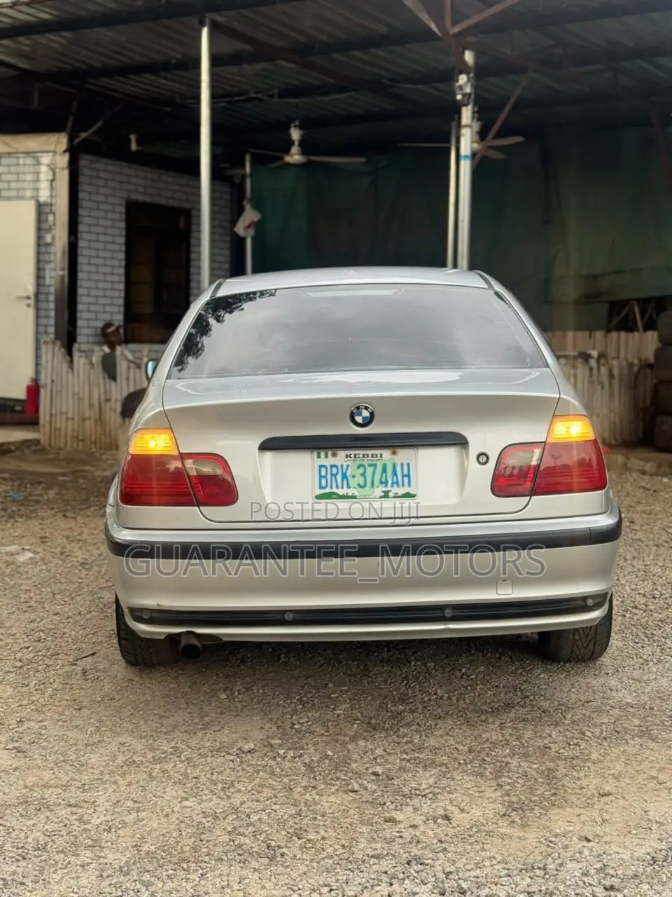 BMW 320i 2003 Silver