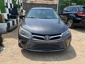 Toyota Camry LE 4dr Sedan (2.5L 4cyl 6A) 2017 Brown