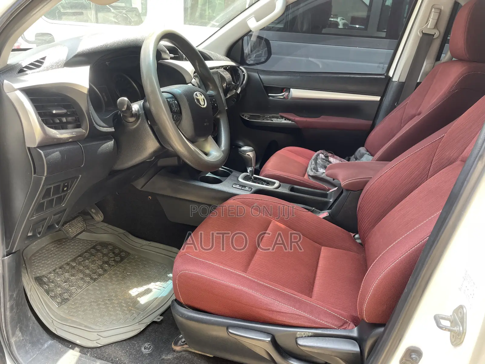 Toyota Hilux 2016 White