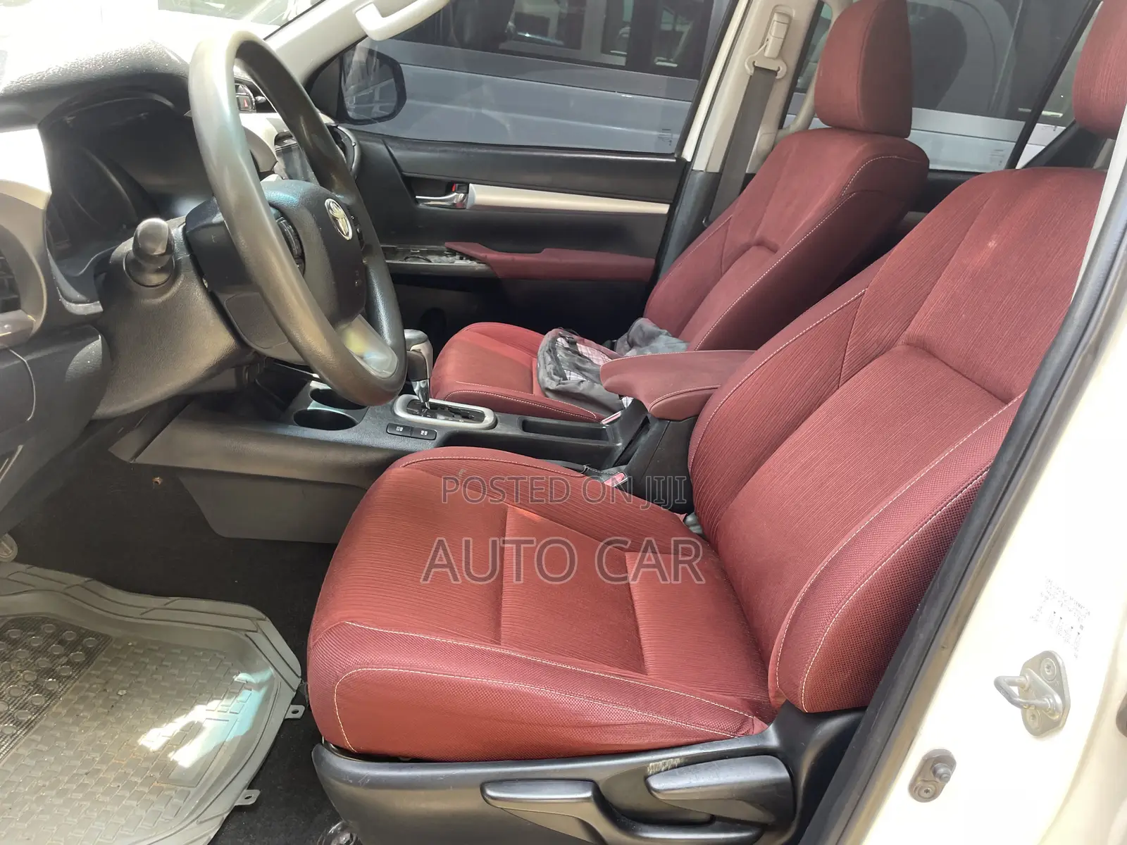Toyota Hilux 2016 White