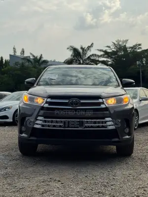 Toyota Highlander 2018 Gray