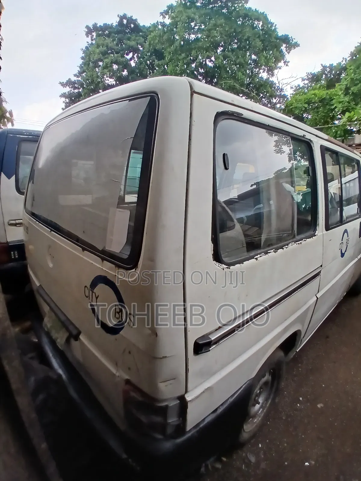 Volkswagen Transporter 1995 White