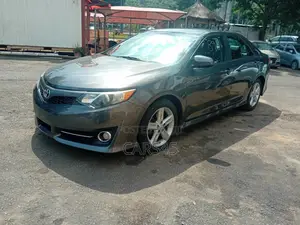 Toyota Camry 2014 Gray