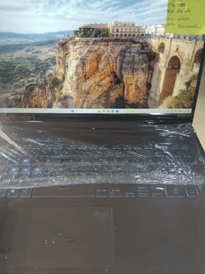 Laptop Asus TUF Gaming F17 16GB Intel Core i7 SSD 1T