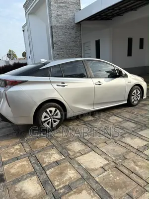 Toyota Prius 2017 Silver