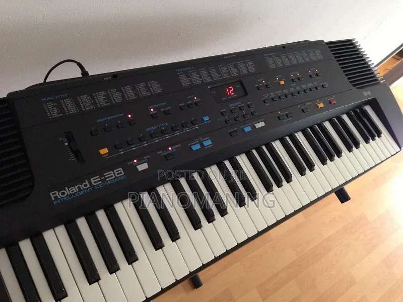 Roland E38