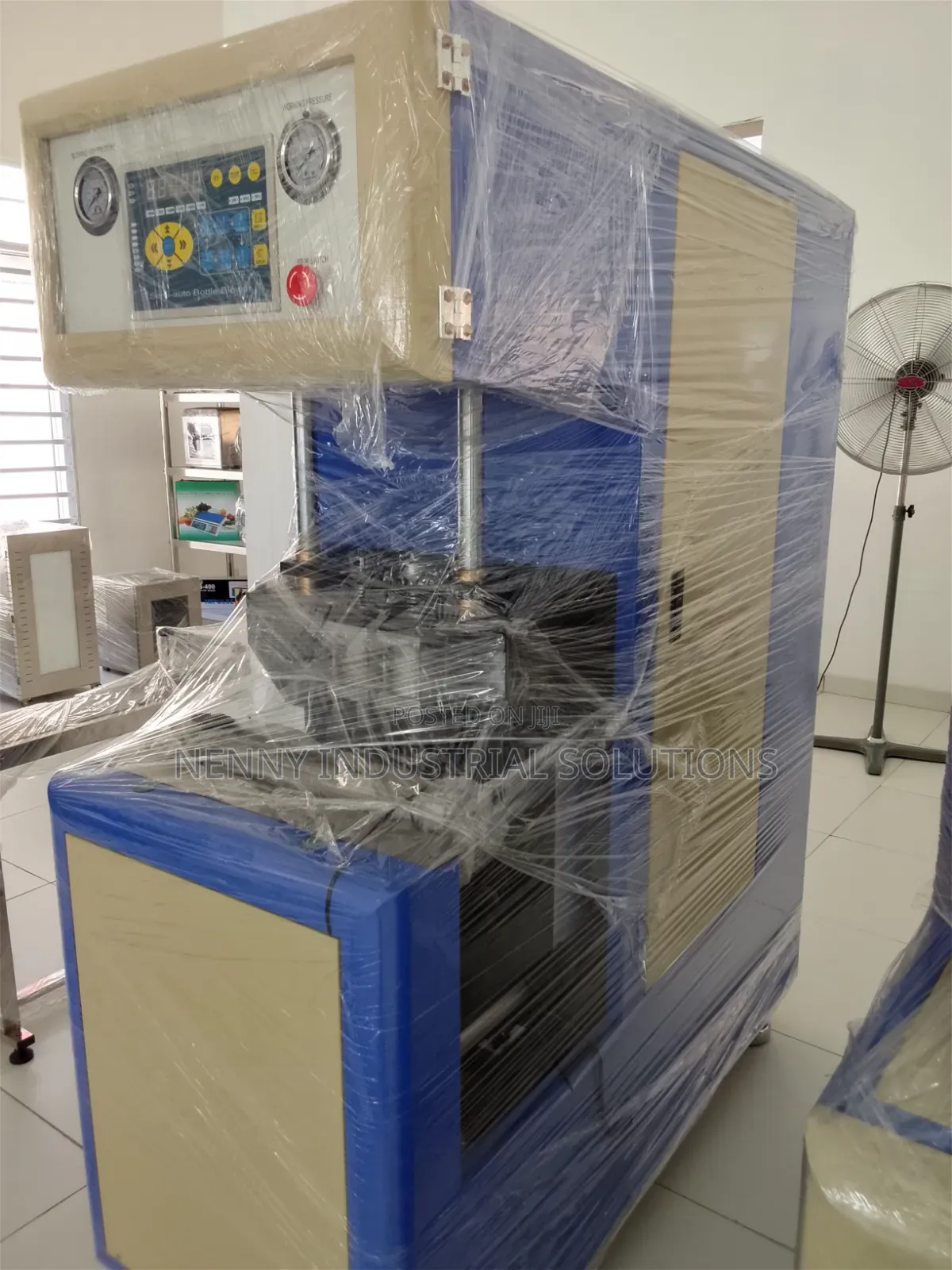 PET Bottle Blowing Machine - Plastic Bottle Making Machine