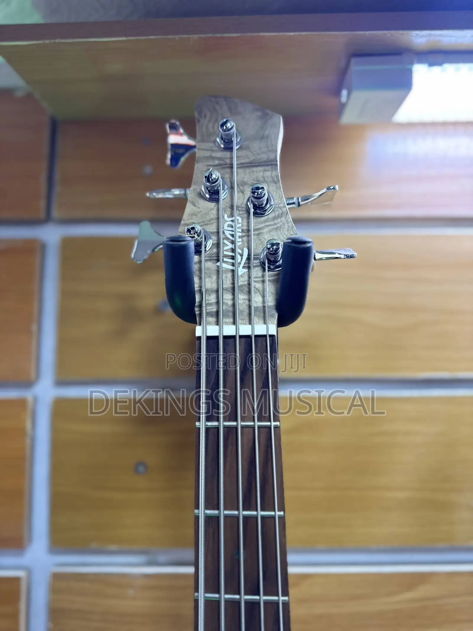 Luxars Bass Guitar SB60 5 Strings Guitar