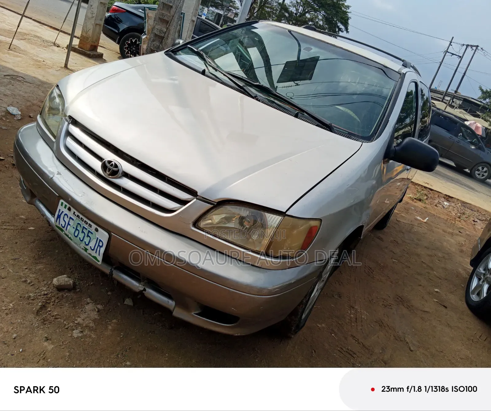 Toyota Sienna LE 2002 Silver