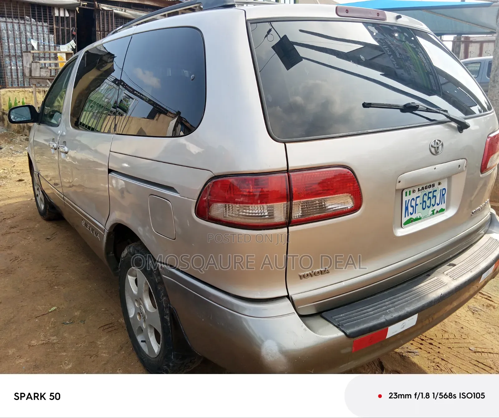 Toyota Sienna LE 2002 Silver