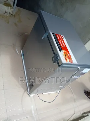 Fast-Freezing LG FRZ205BQCF 194L Chest Freezer