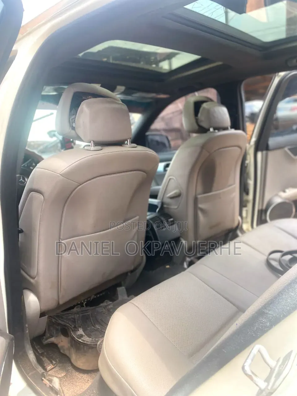 Mercedes-Benz C300 2010