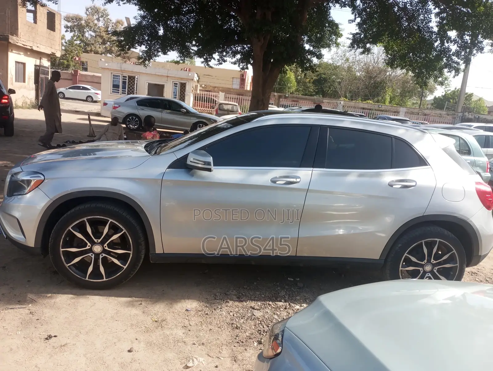 Mercedes-Benz GLA 250 2017 Silver