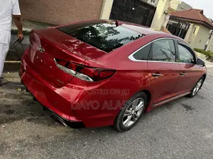 Hyundai Sonata Sport 2018 Red