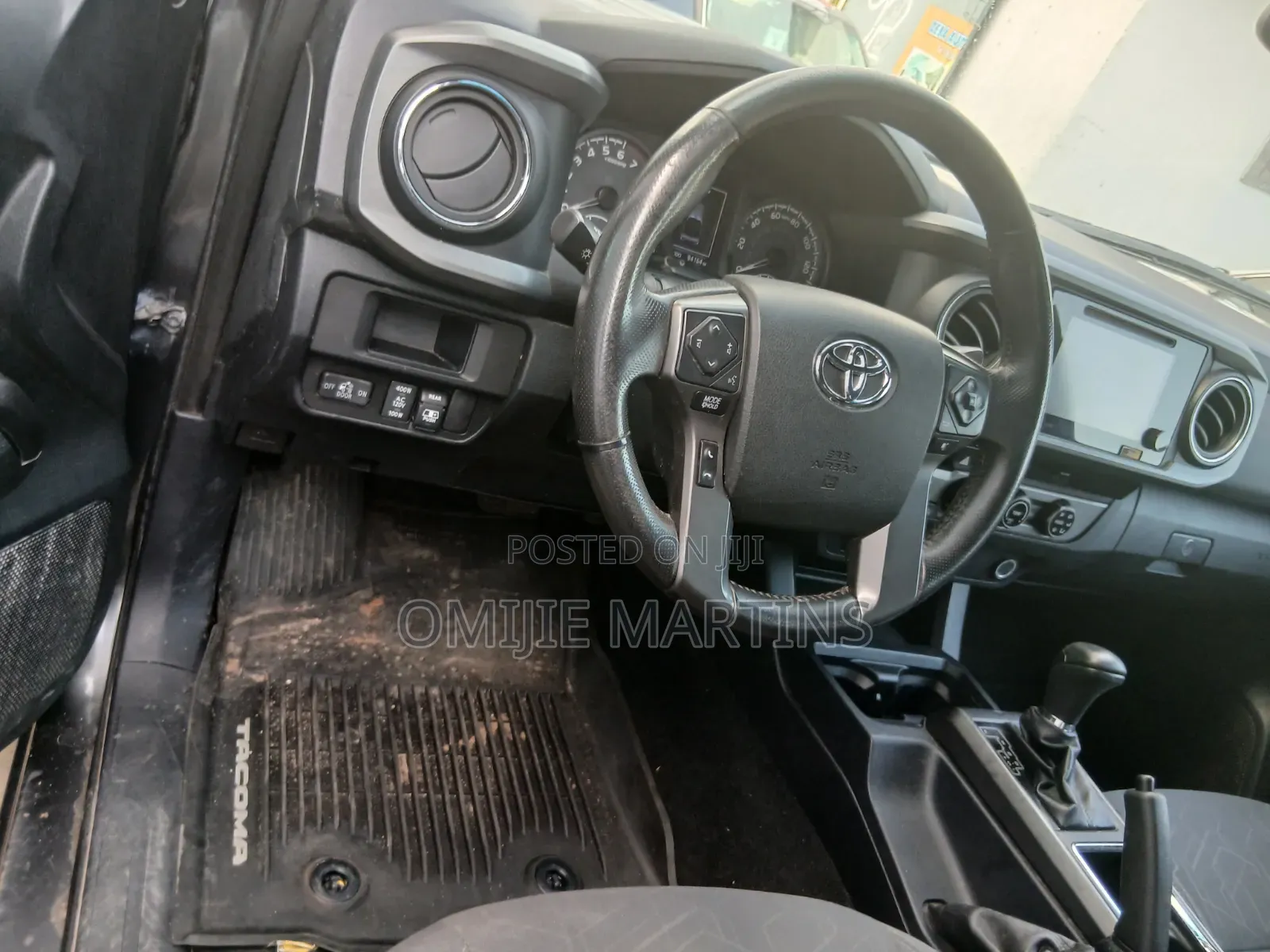 Toyota Tacoma 2017 Gray