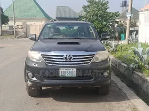 Toyota Fortuner 3.0 D AWD 2013 Black
