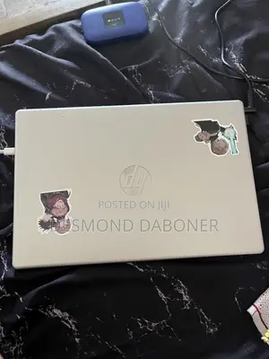 Laptop HP 14-ep0063 8GB Intel Core i5 SSD 512GB