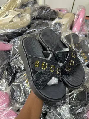 Luofu Embellished Cross-Strap Platform Slides