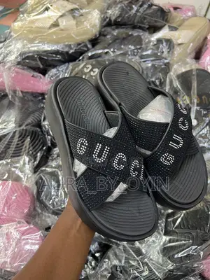 Luofu Embellished Cross-Strap Platform Slides