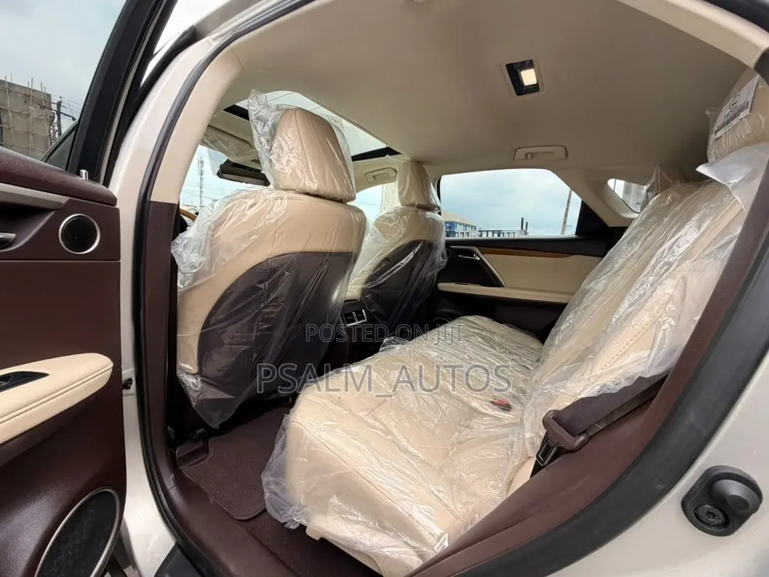 Lexus RX 2020 Gold