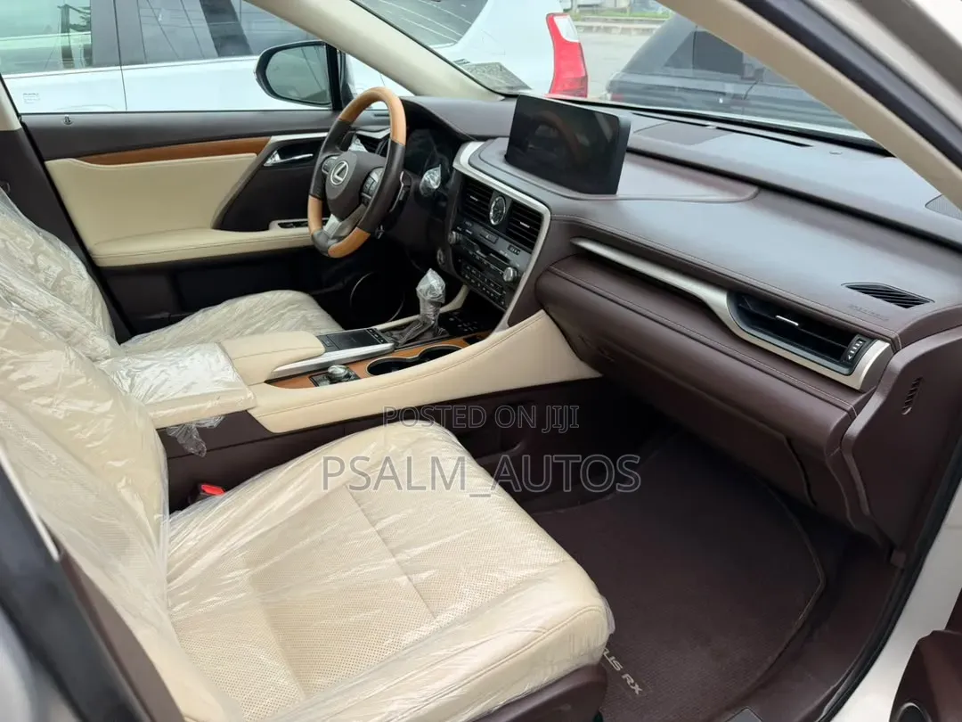 Lexus RX 2020 Gold