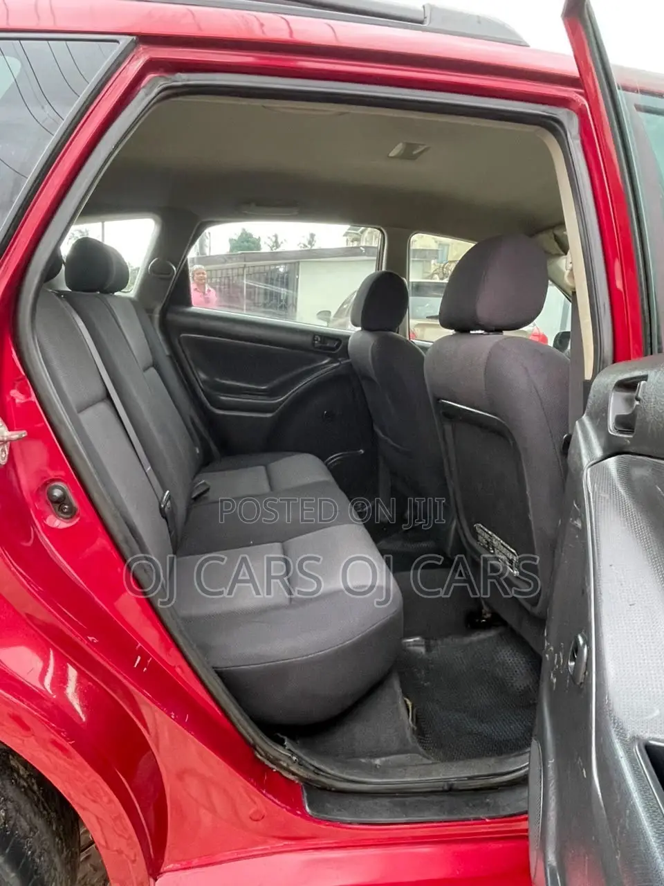 Pontiac Vibe 2005 Red