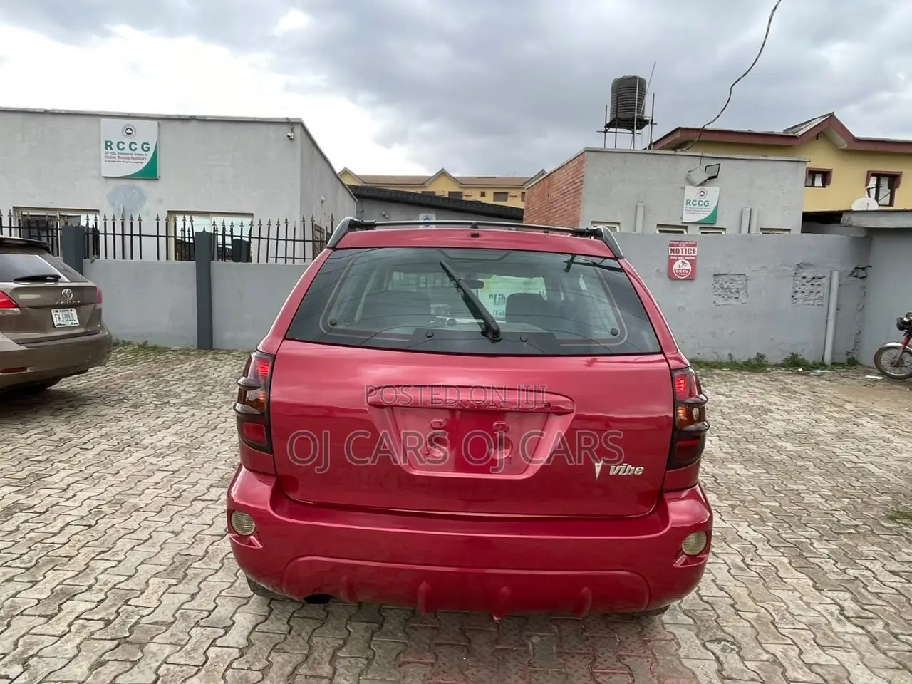 Pontiac Vibe 2005 Red