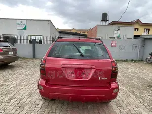 Pontiac Vibe 2005 Red