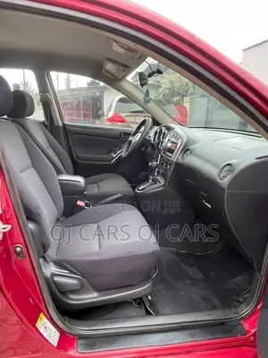 Pontiac Vibe 2005 Red