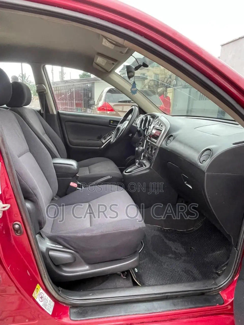 Pontiac Vibe 2005 Red