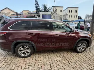 Toyota Highlander XLE 4dr SUV (3.5L 6cyl 6A) 2015 Burgundy